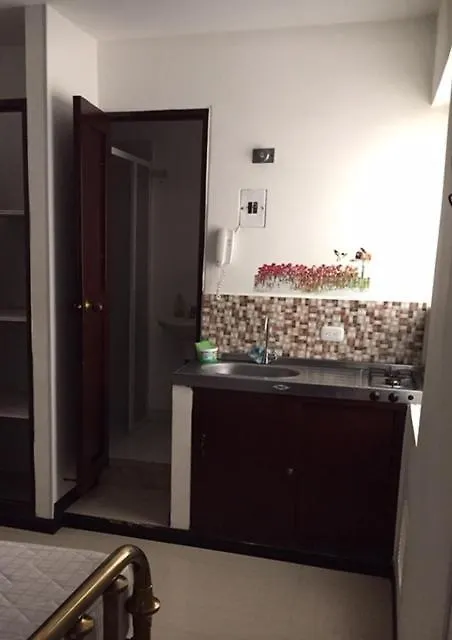 Apartaestudios Amoblados Cali Lägenhet