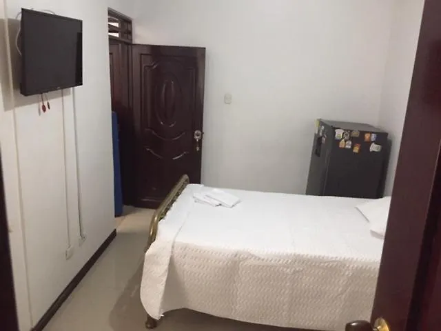 Apartaestudios Amoblados Cali Lägenhet