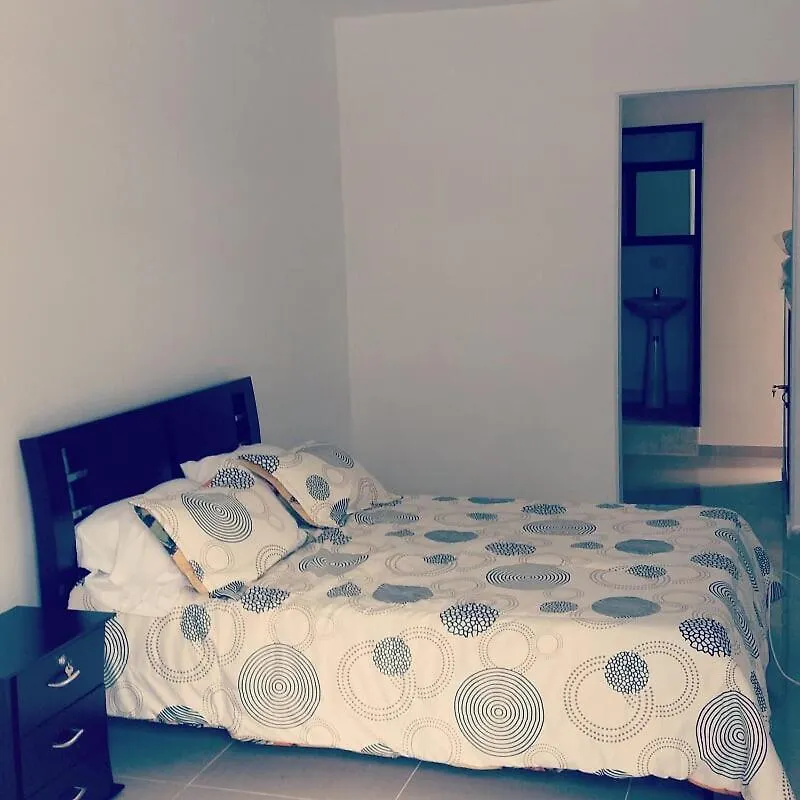 Apartaestudios Amoblados Cali 0*,  Colombia